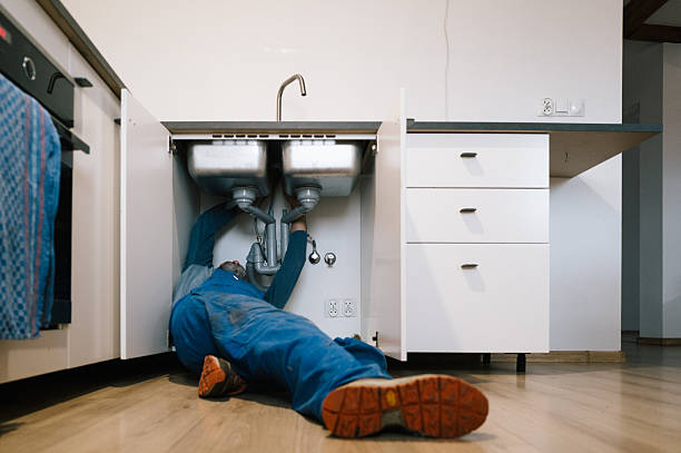 Professional Emergency Plumber technician working in Butler, WI